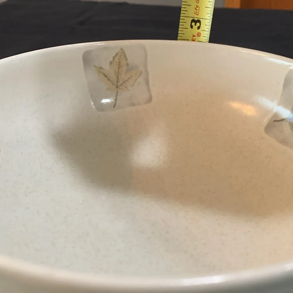 Mikasa Woodland High Fired Leaf Motif Bowl